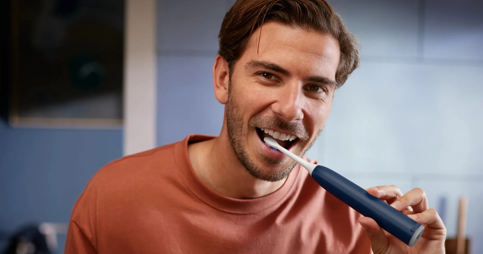 Зубна електрощітка Philips Sonicare Series 6100 (Blue) (HX7406/01)